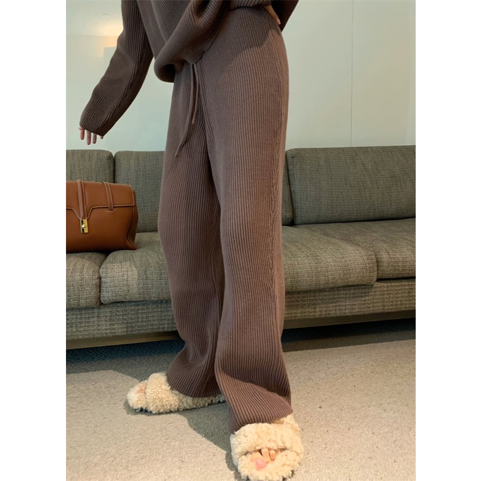 Set quần áo len 3 mảnh