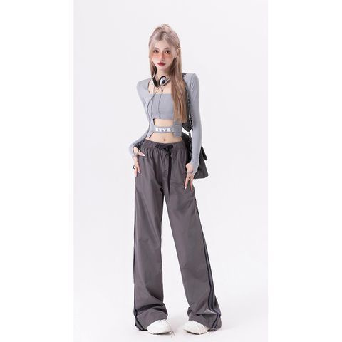 Áo Thun Crop Top Tay Dài Cổ Vuông Khoét Lỗ Màu Trơn Thời Trang Mùa Thu Cho Nữ