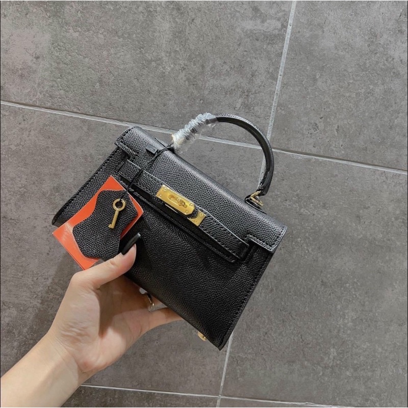 Túi xách nữ hờ mờ dáng thấp size 19,5cm full box hot 2022