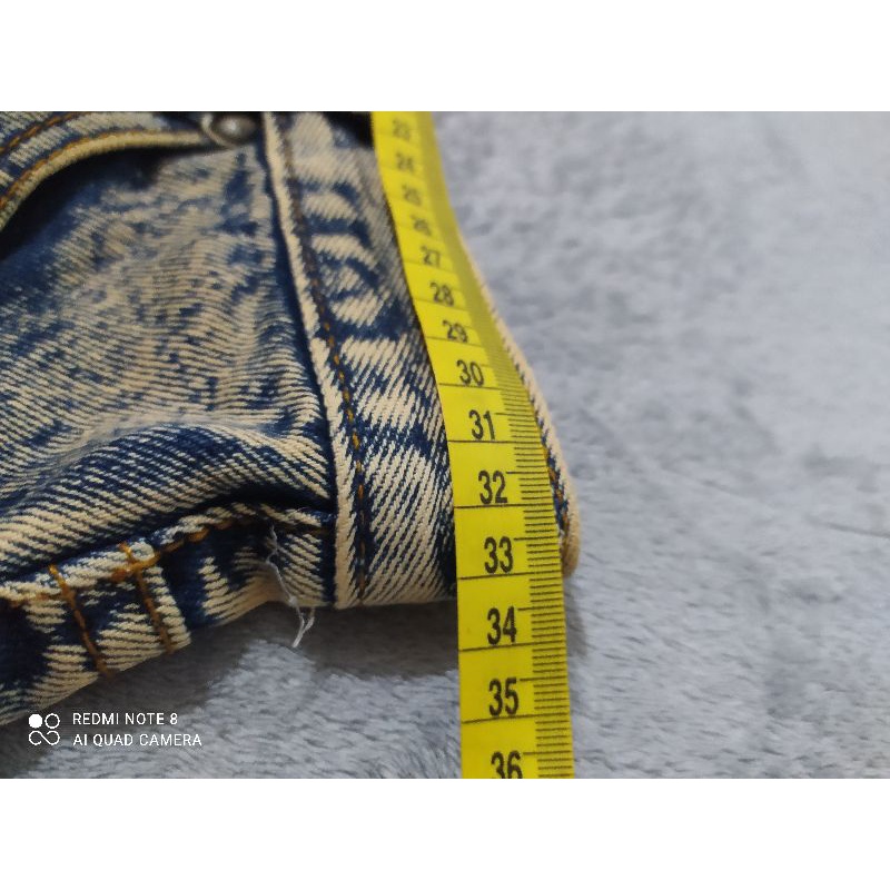 Thanh lý jean ngắn rách lưng cao size S