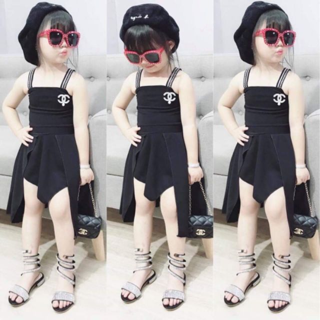 Đầm bé gái