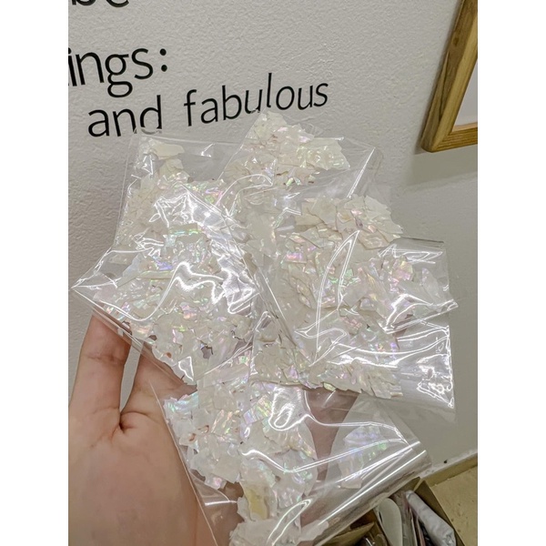 Xà cừ trắng và các màu lẻ