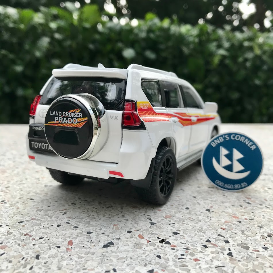 Xe mô hình 1:32 Toyota Land Cruiser Prado hãng Double Horses