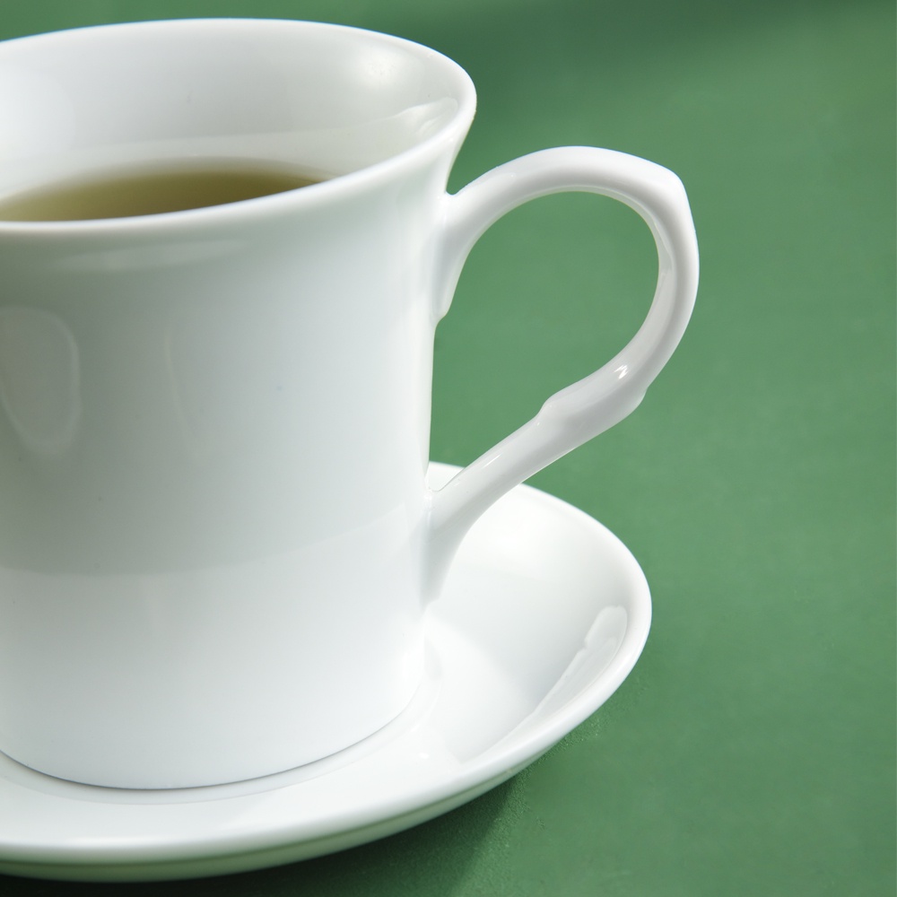 Ca Sứ loe Long Phương bằng men trắng có tay cầm - Dùng uống nước dung tích 200ml