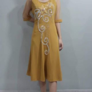 Đầm trung niên đính đá cao cấp