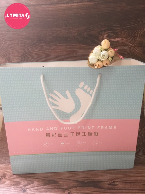 [Hàng sẵn+hộp quà+túi quà+khung bằng gỗ] Bộ khung ảnh in dấu chân tay bé | BigBuy360 - bigbuy360.vn