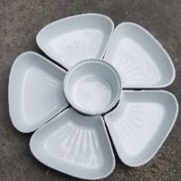 Bộ đĩa bày thức ăn hình hoa