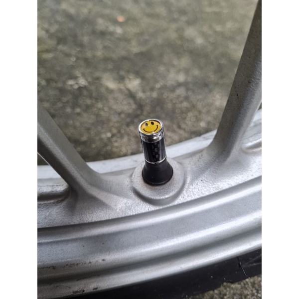 Nắp van vòi bánh xe mẫu salaya $/ 1 con