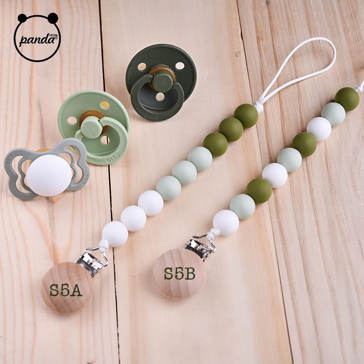 Dây treo ti giả Panda làm bằng silicone (có thể dùng gặm nướu vô cùng an toàn cho bé)