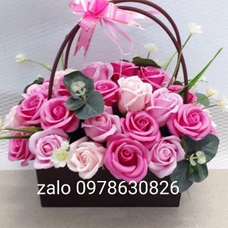 Giỏ hoa sáp thơm 30 bông & bông điểm.