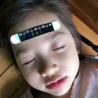 MIẾNG DÁN NHIỆT ĐỘ