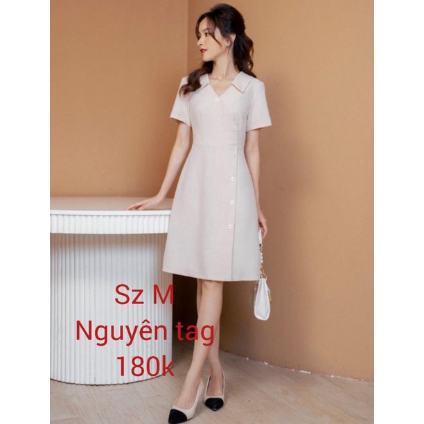 Váy Tiin size M (nguyên tag)