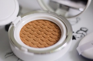 Laneige BB cushion pore control