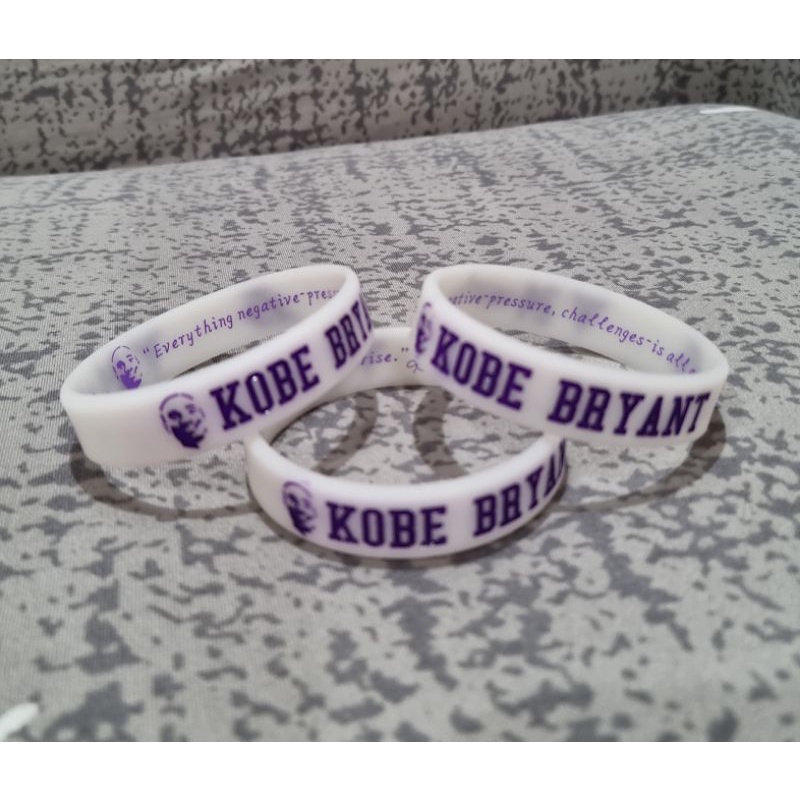 Vòng Tay Bóng Rổ NBA 4.0 Silicon Cao Cấp In Logo Các Ngôi Sao Bóng Rổ NBA Kobe, Curry, James, Irving, Jordan, Durant