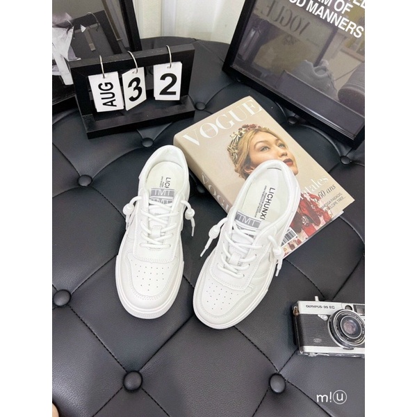 Giày thể thao lười một màu