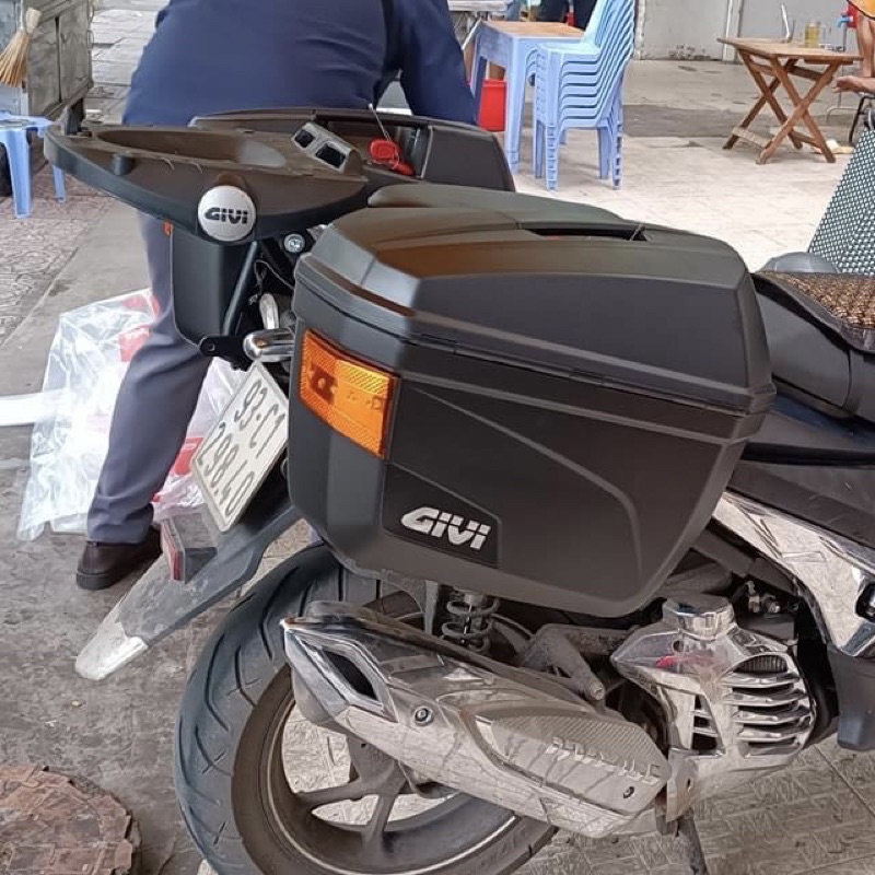 NVX 155 lên cặp thùng hông E22N-S có đèn kèm baga sau SRV, baga hông SBl