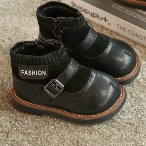 Giày bốt (boot) cho bé từ 4 đến 6 tuổi🌞🌞