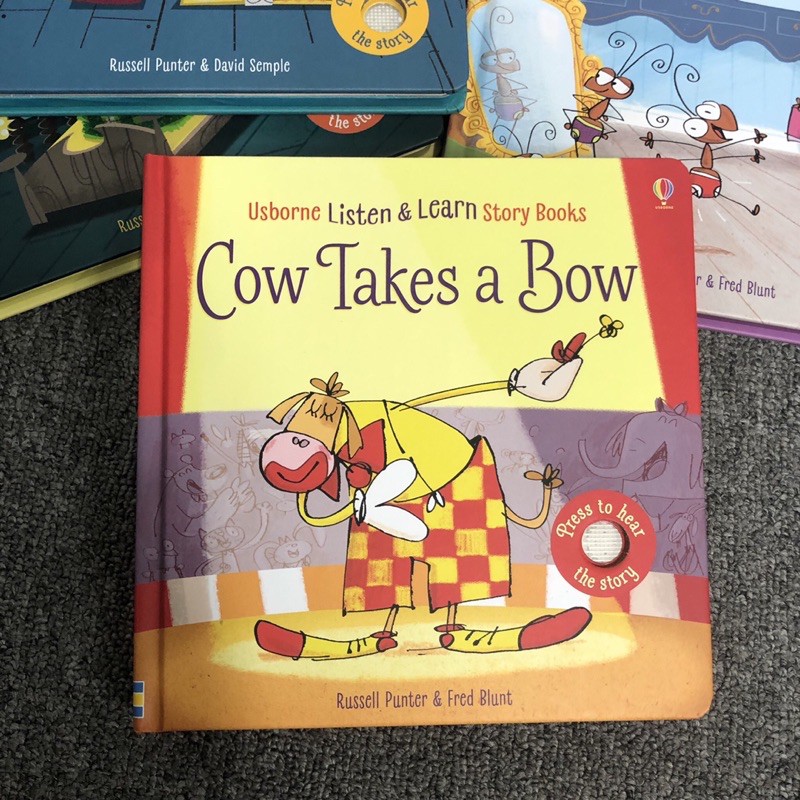 Sách Usborne - Cow Takes A Bow Listen & Learn Story Book - Sách Truyện Đọc Tiếng Anh Cho Bé có âm thanh