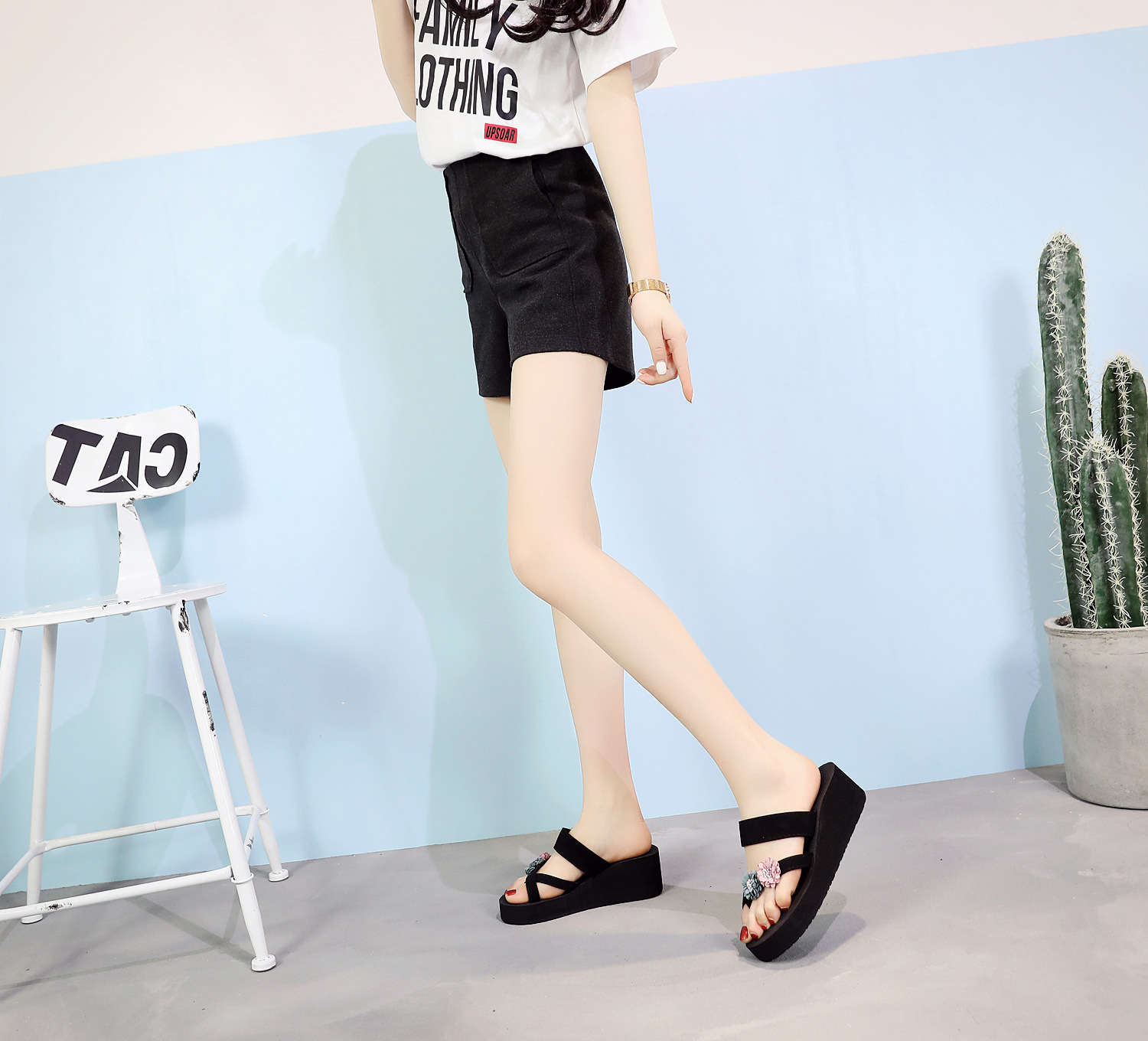 Giày Sandal Nữ Xỏ Ngón Hình Hoa Hướng Dương Thời Trang