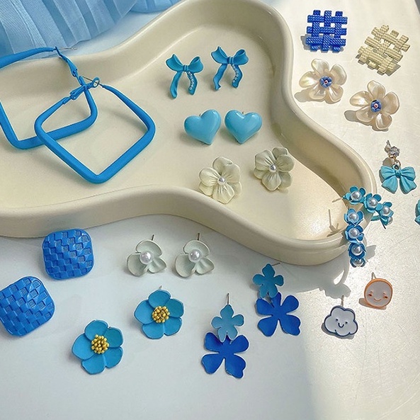 Khuyên Tai Nữ Trang Tạo Hình Độc Đáo