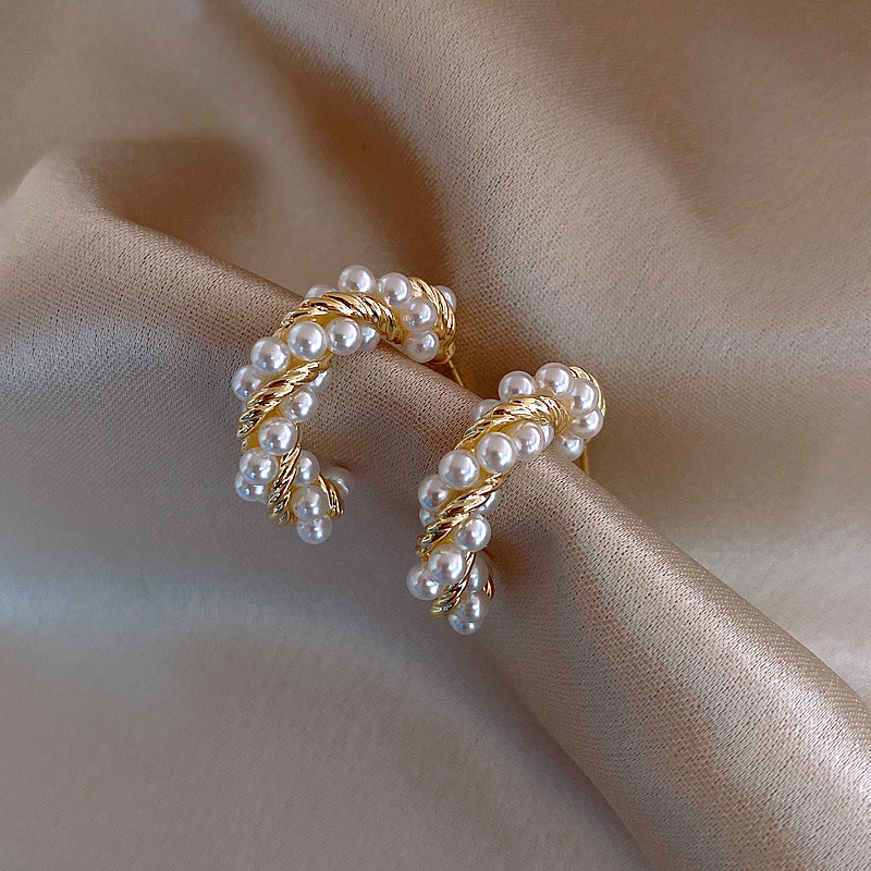 Hoa tai vòng ngọc trai phong cách Hàn Quốc thời trang