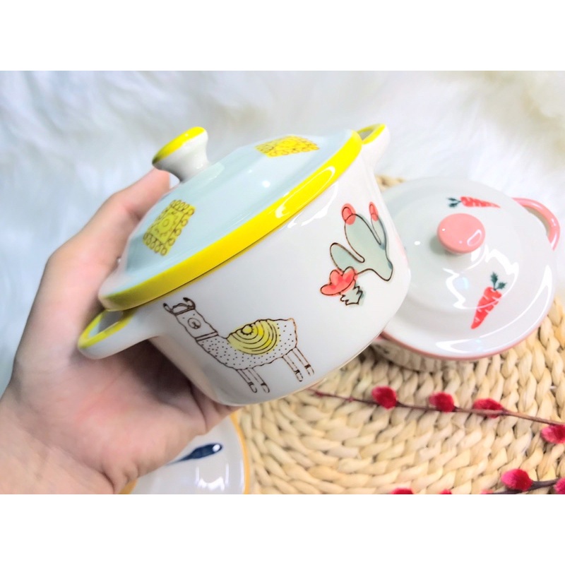 Bát sứ cao cấp có nắp đậy dành cho bé ăn dặm, kiểu dáng đáng yêu với dung tích 200ml