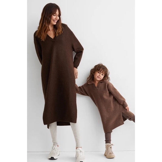 Váy Len Bé Gái Cổ Đức Dáng Suông Nâu HaM