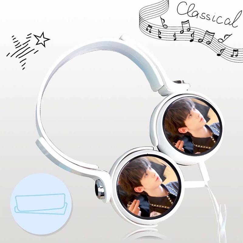 Tai nghe dạng chụp IN HÌNH Tả Hàng Gia tộc TF idol thần tượng cpop cắm dây có mic nhỏ gọn tiện lợi thời trang