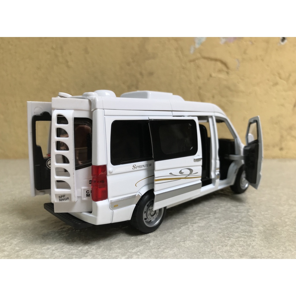 Mô hình xe ô tô Mercedes -Benz Sprinter - 1:32 em