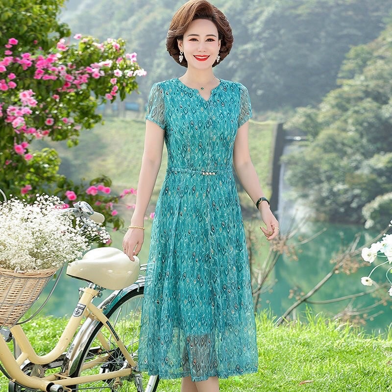 Đầm ren nữ trung niên cao cấp kiểu dáng sang trọng QCNP4235