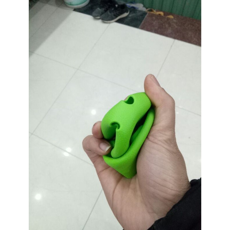 Trò chơi tương tác mặt nạ ếch lưỡi tắc kè