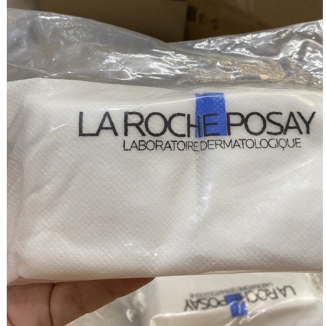Bông tẩy trang La Roche Posay