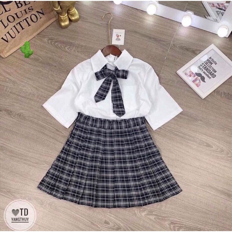 Sét Áo sơ mi kèm cà vạt + Chân váy( có lót trong) siêu hót