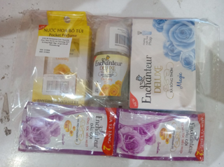 Dầu gội Enchanteur Magic Dưỡng Tóc Siêu Mượt