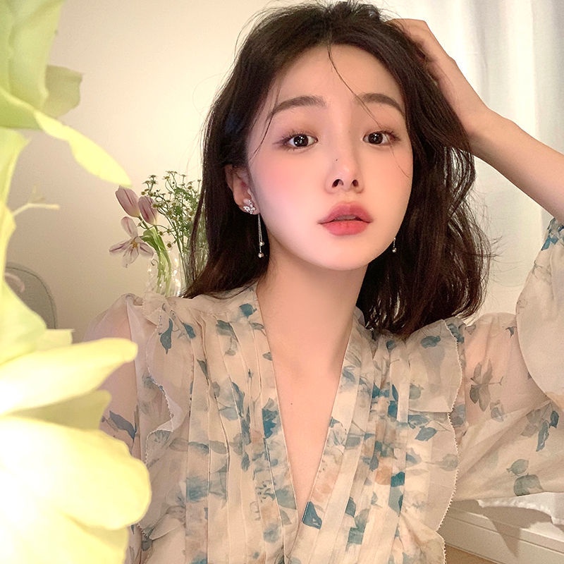 Khuyên Tai Tua Rua Hình Bướm Phong Cách Mới 2022