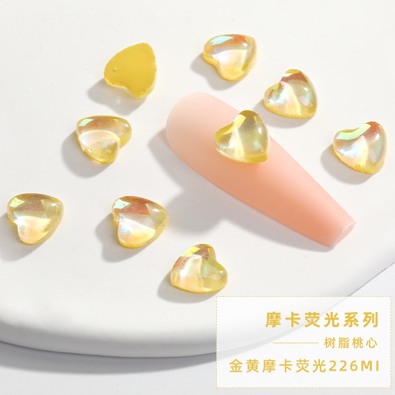 Miếng Dán Trang Trí Móng Tay Dạ Quang Họa Tiết Trái Tim Xinh Xắn 10PCS