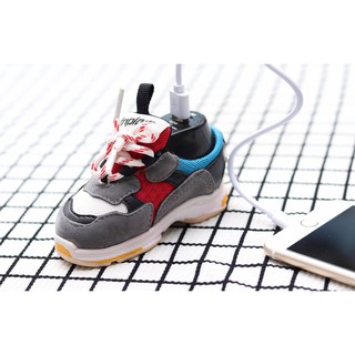 Sạc dự phòng hình đôi giày 8000mAh