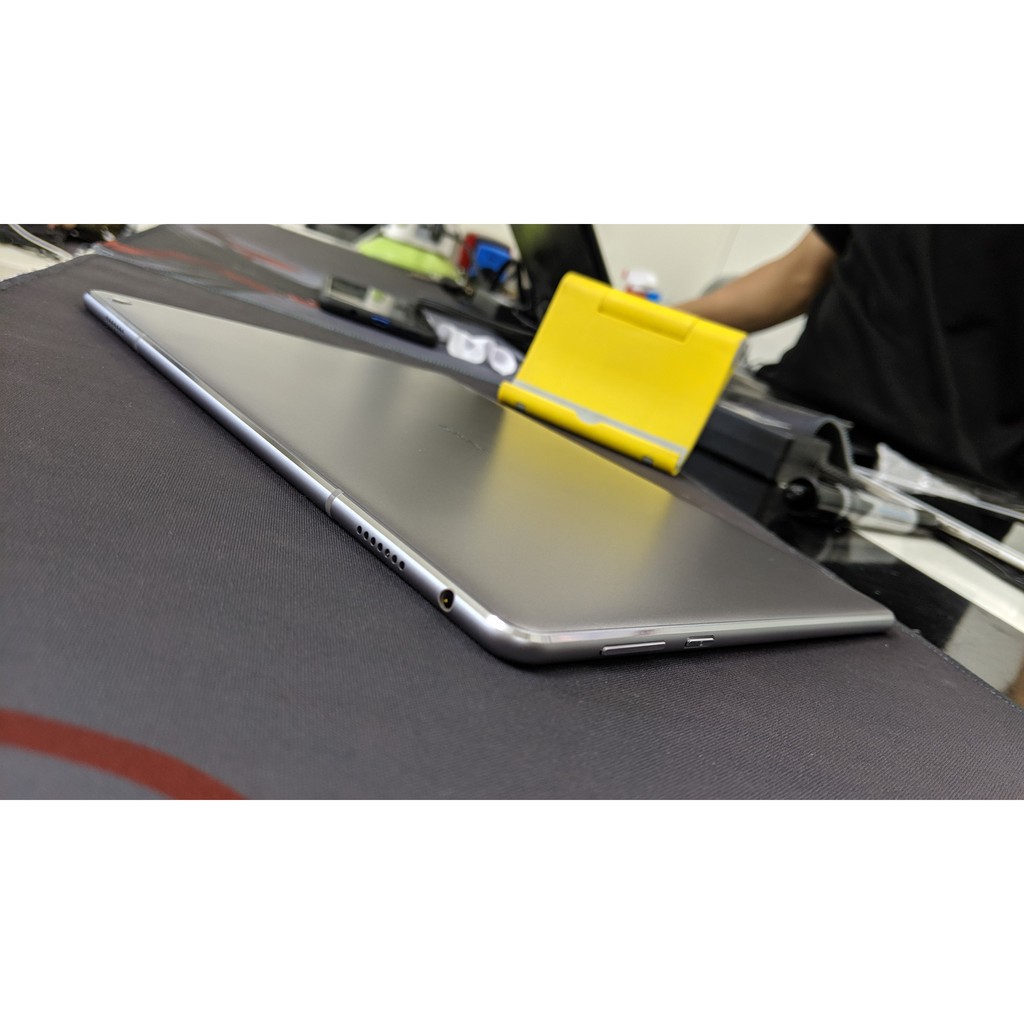 Máy tính bảng Huawei MediaPad M3 Lite 10- 4 Loa Harman/Kardon/LTE nghe gọi/ wifi 4G/64GB