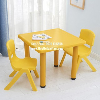 Bàn Nhựa Vuông Nhập Khẩu 4 Chỗ sỉ lẻ toàn quốc