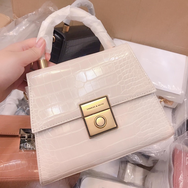 (Hàng đẹp-ảnh shop chụp) TÚI CNK DA CROC DÂY XÍCH ĐEO VAI SIZE 18CM