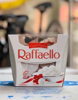 Kẹo socola bọc dừa RAFELLO 150g của Đức
