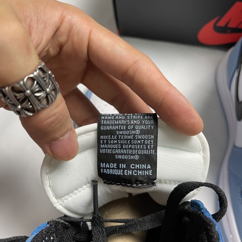 (Vy Factory) Jordan 1 University Blue ( Ảnh Thật + Full Hộp ) | BigBuy360 - bigbuy360.vn