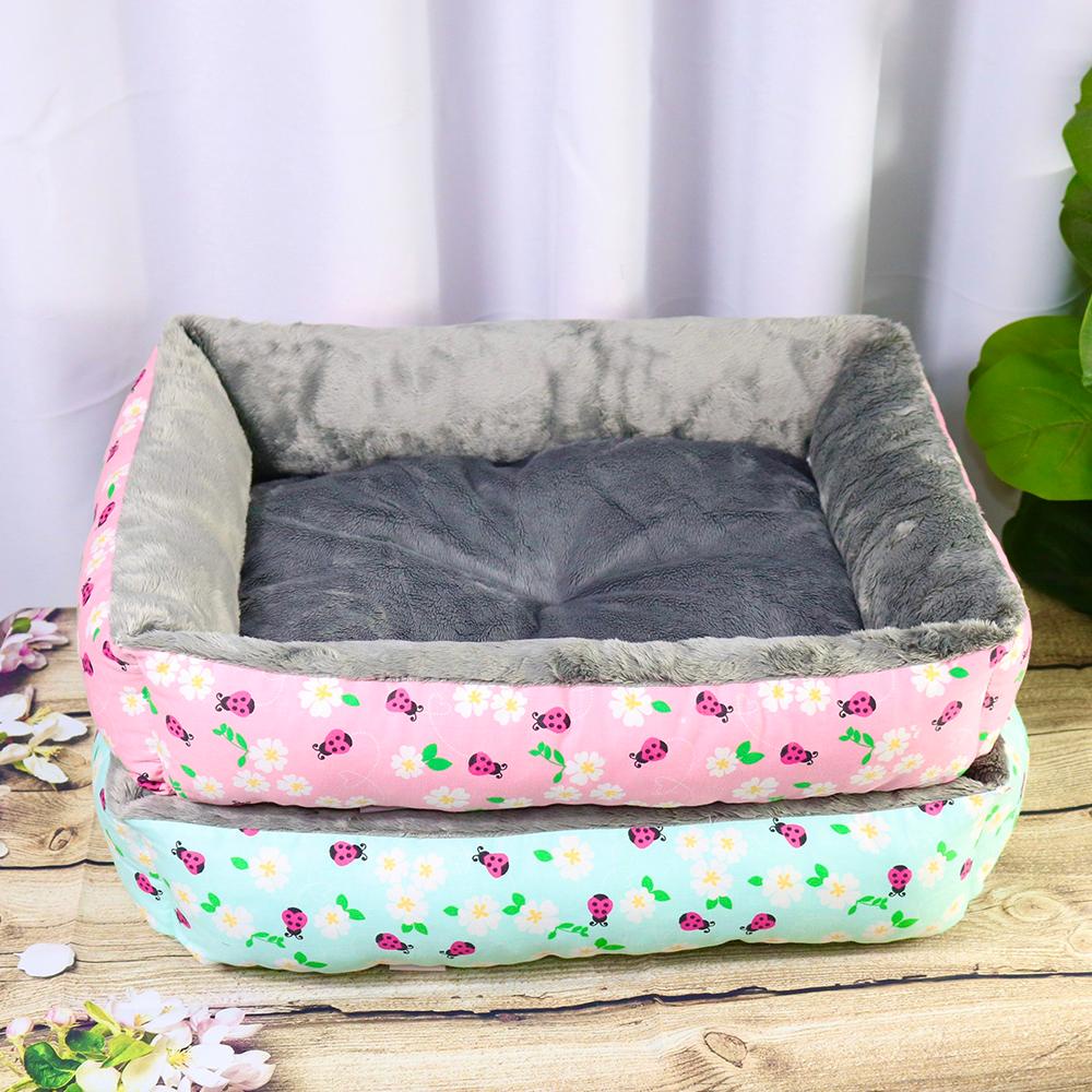 Nệm vuông cho chó mèo hoạ tiết bọ 40x50cm