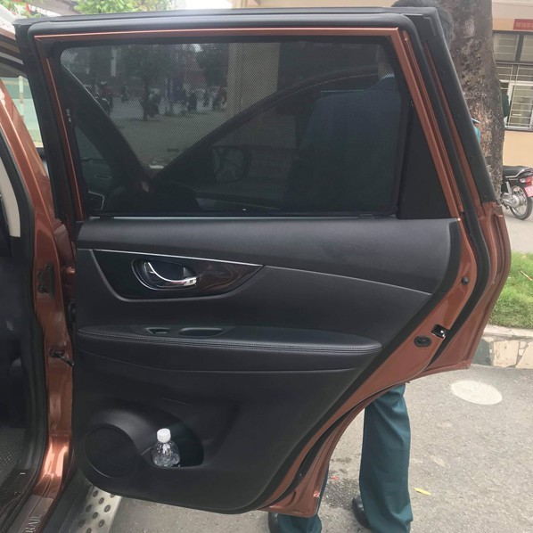 Rèm che nắng Nissan X-trail, rèm chắn nắng (Loại 1) hít nam châm hàng cao cấp 2018 - 2021