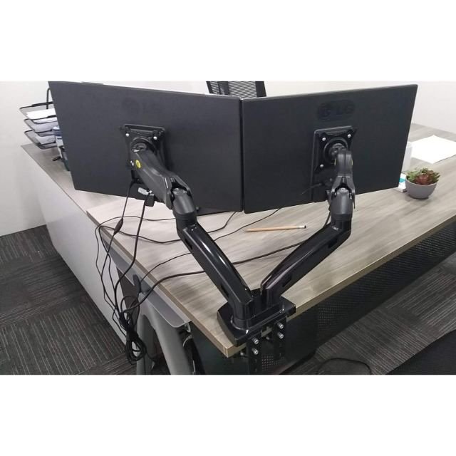 Giá treo màn hình - Giá treo hai màn hình NB F160 17 - 27 inch .