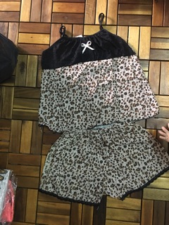 Thanh lý gấp đồ nữ