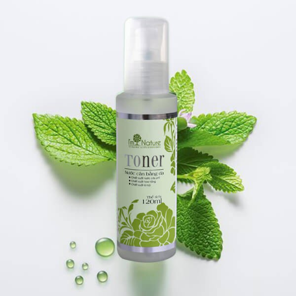 Toner Cúc La Mã Dưỡng Ẩm, Se Khít Lỗ Chân Lông I'm Nature