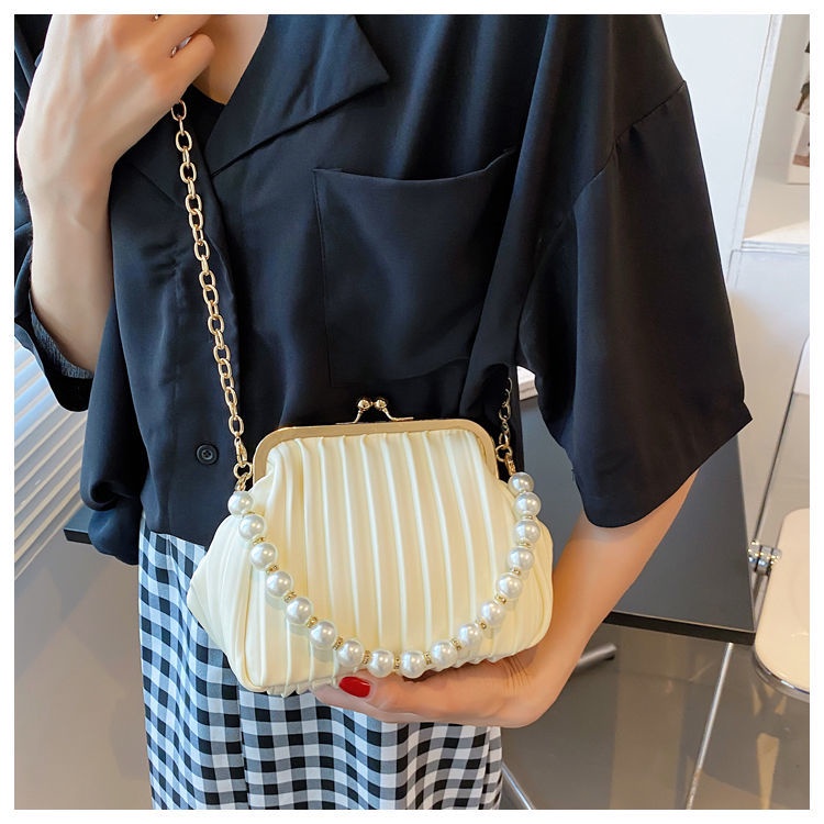 Túi Đeo Chéo Đính Ngọc Trai Thời Trang Dành Cho Nữ