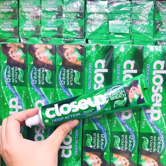 KEM ĐÁNH RĂNG CLOSEUP THÁI LAN