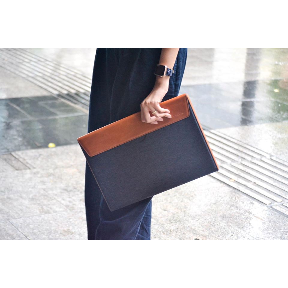 [GIAO NGAY] Túi Chống Sốc For Macbook Pro 13"/ 15"/ 16" TOMTOC (USA) Premium Leather H15 (Gray) | BigBuy360 - bigbuy360.vn